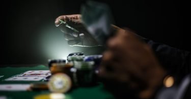 Poker and Trading